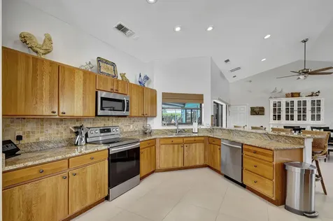 10705 SE Seabreeze Court Hobe Sound FL 33455