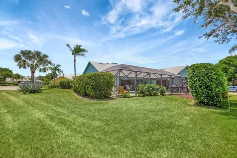 10705 SE Seabreeze Court Hobe Sound FL 33455