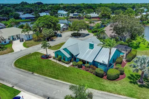 10705 SE Seabreeze Court Hobe Sound FL 33455