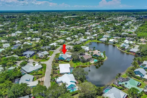 10705 SE Seabreeze Court Hobe Sound FL 33455