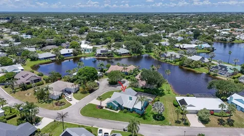 10705 SE Seabreeze Court Hobe Sound FL 33455