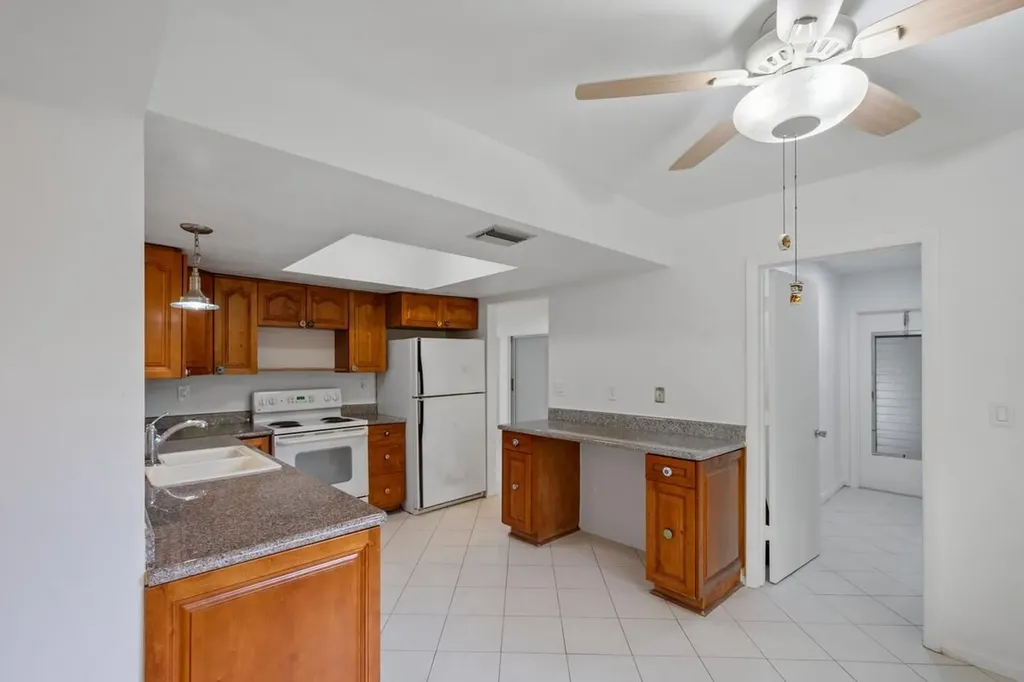4704 Queen Palm Lane Tamarac FL 33319