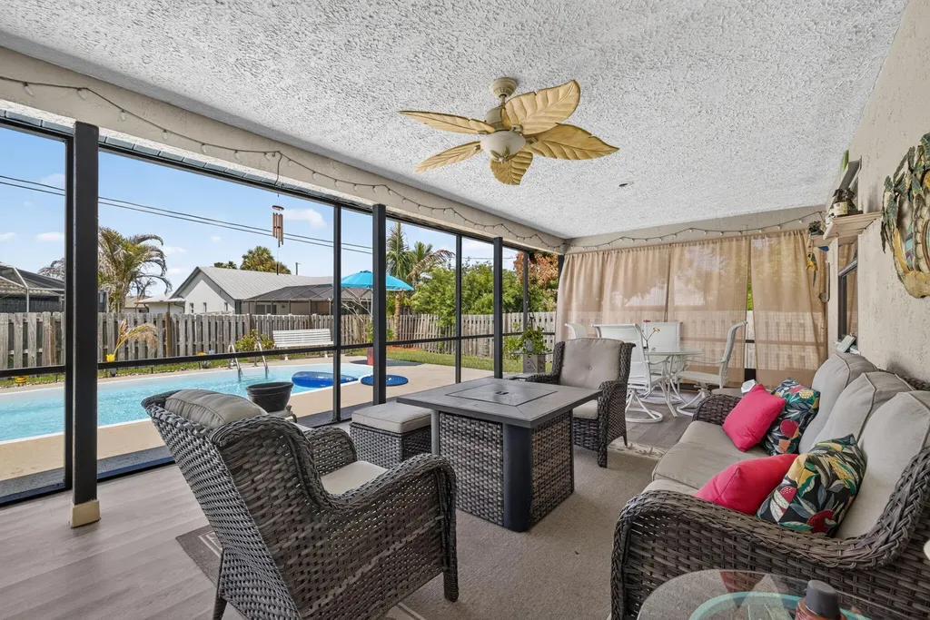 437 SE Nome Drive Port St Lucie FL 34984