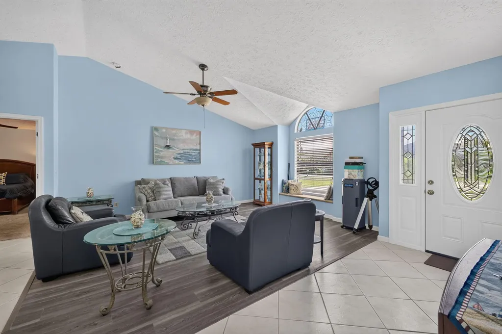 437 SE Nome Drive Port St Lucie FL 34984