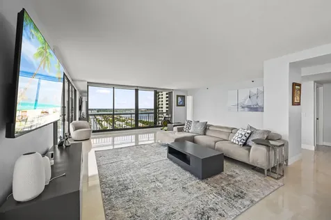4000 N Ocean Drive Singer Island FL 33404