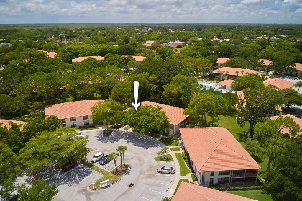 563 Brackenwood Place Palm Beach Gardens FL 33418