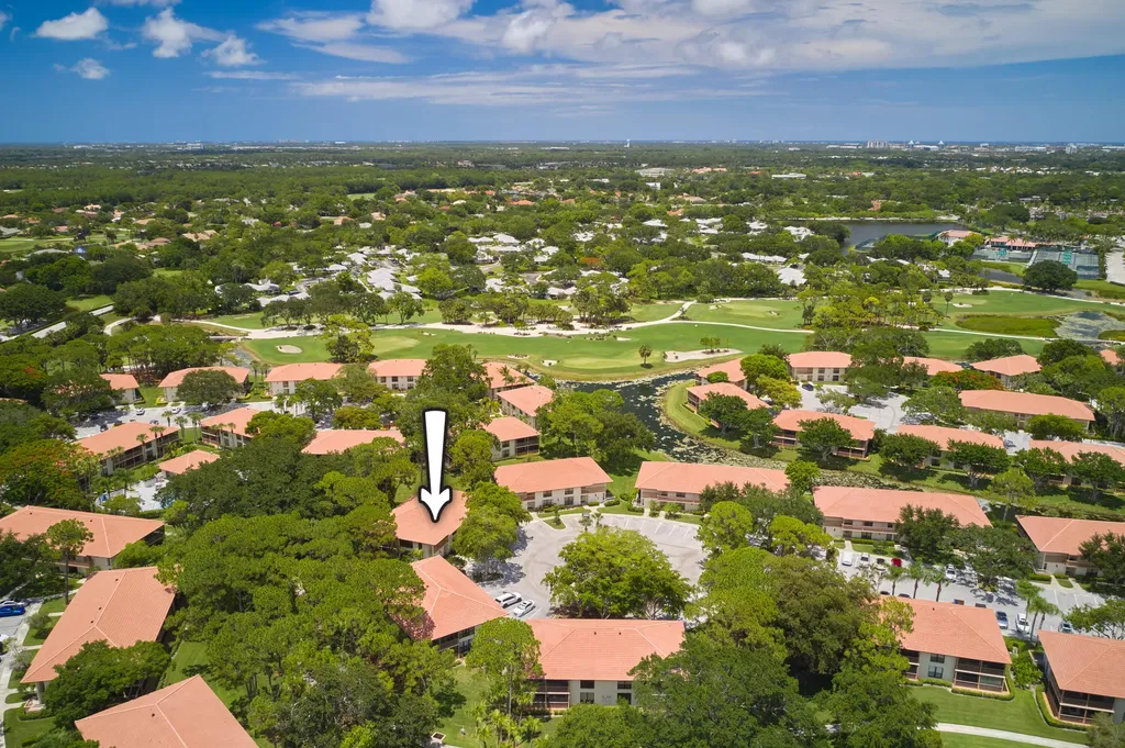 563 Brackenwood Place Palm Beach Gardens FL 33418