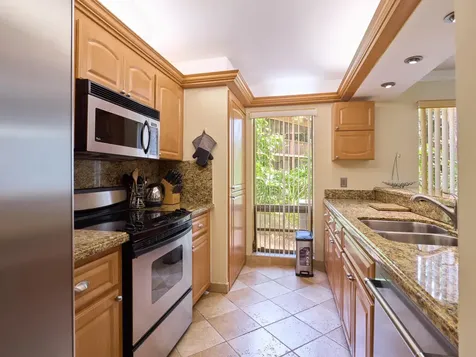 563 Brackenwood Place Palm Beach Gardens FL 33418