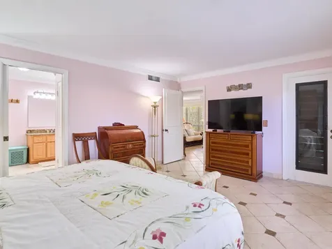 563 Brackenwood Place Palm Beach Gardens FL 33418