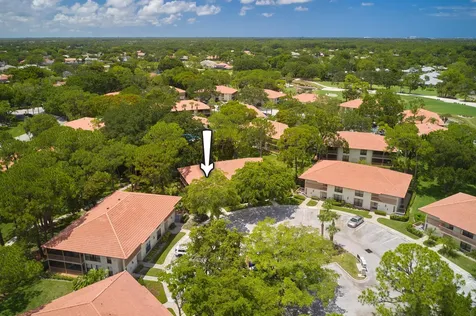 563 Brackenwood Place Palm Beach Gardens FL 33418