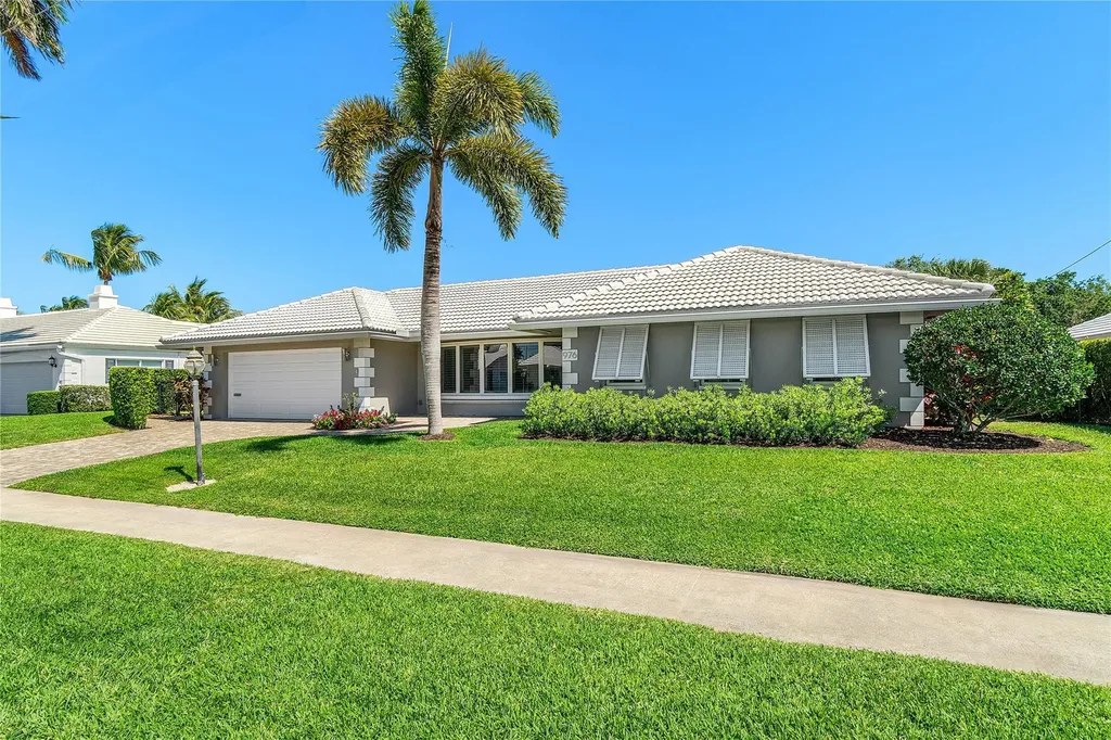Boca Raton FL, 976 SW Mulberry Way