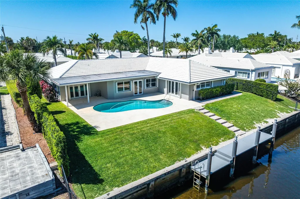 976 SW Mulberry Way Boca Raton FL 33486