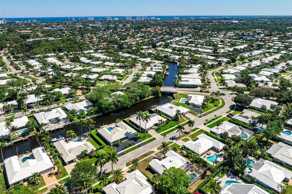 976 SW Mulberry Way Boca Raton FL 33486