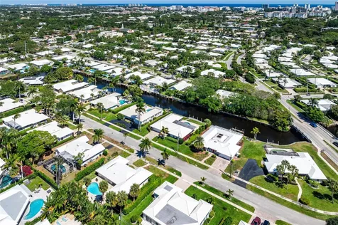 976 SW Mulberry Way Boca Raton FL 33486