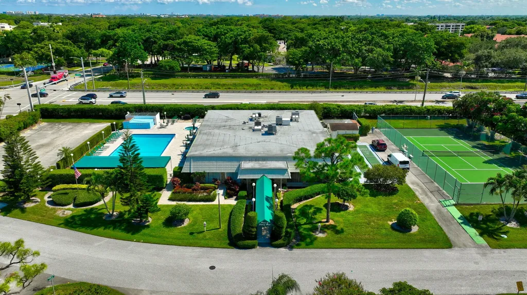 2830 SW 15th Street Delray Beach FL 33445