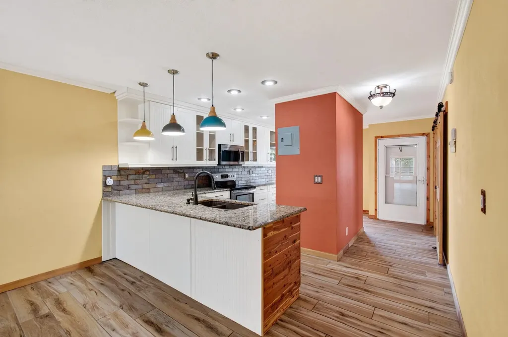 2830 SW 15th Street Delray Beach FL 33445