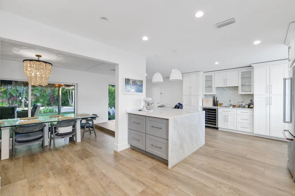418 Oyster Road North Palm Beach FL 33408