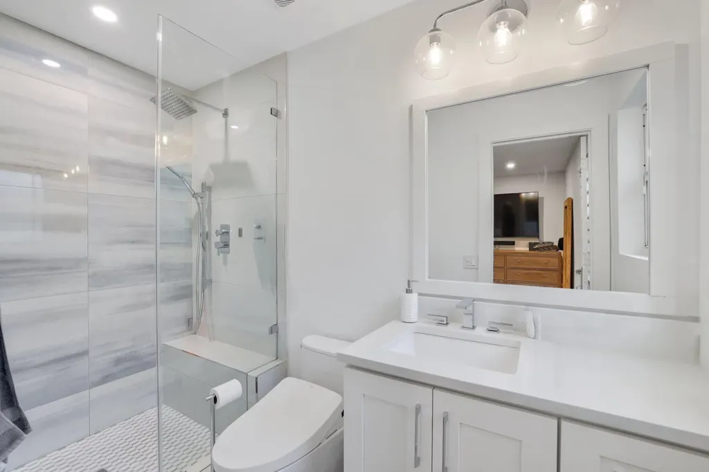 418 Oyster Road North Palm Beach FL 33408