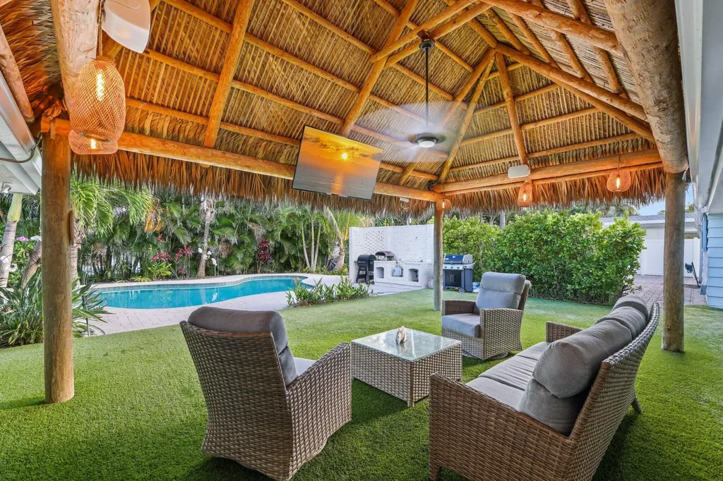 418 Oyster Road North Palm Beach FL 33408