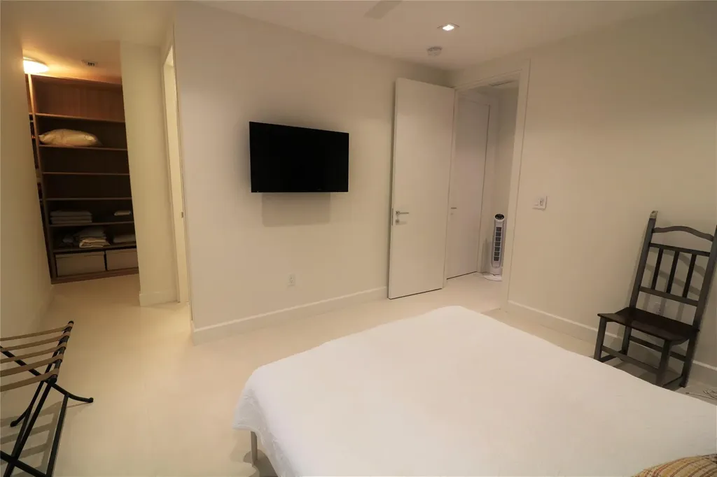 617 SW 10th Street Fort Lauderdale FL 33315
