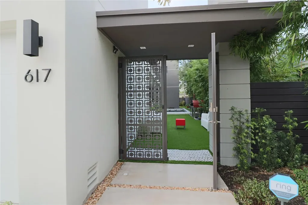 617 SW 10th Street Fort Lauderdale FL 33315