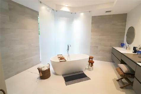 617 SW 10th Street Fort Lauderdale FL 33315
