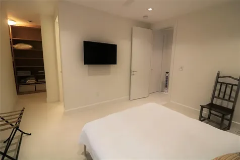 617 SW 10th Street Fort Lauderdale FL 33315