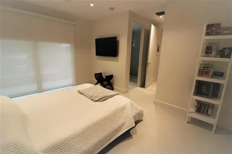 617 SW 10th Street Fort Lauderdale FL 33315