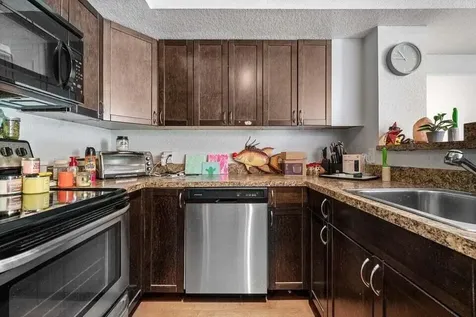 117 Yacht Club Way Hypoluxo FL 33462