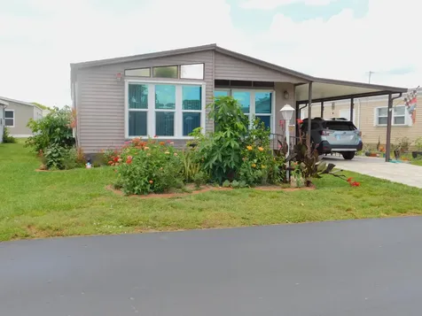 527 Tropical Isle Circle Fort Pierce FL 34982