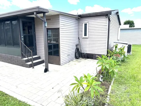 527 Tropical Isle Circle Fort Pierce FL 34982