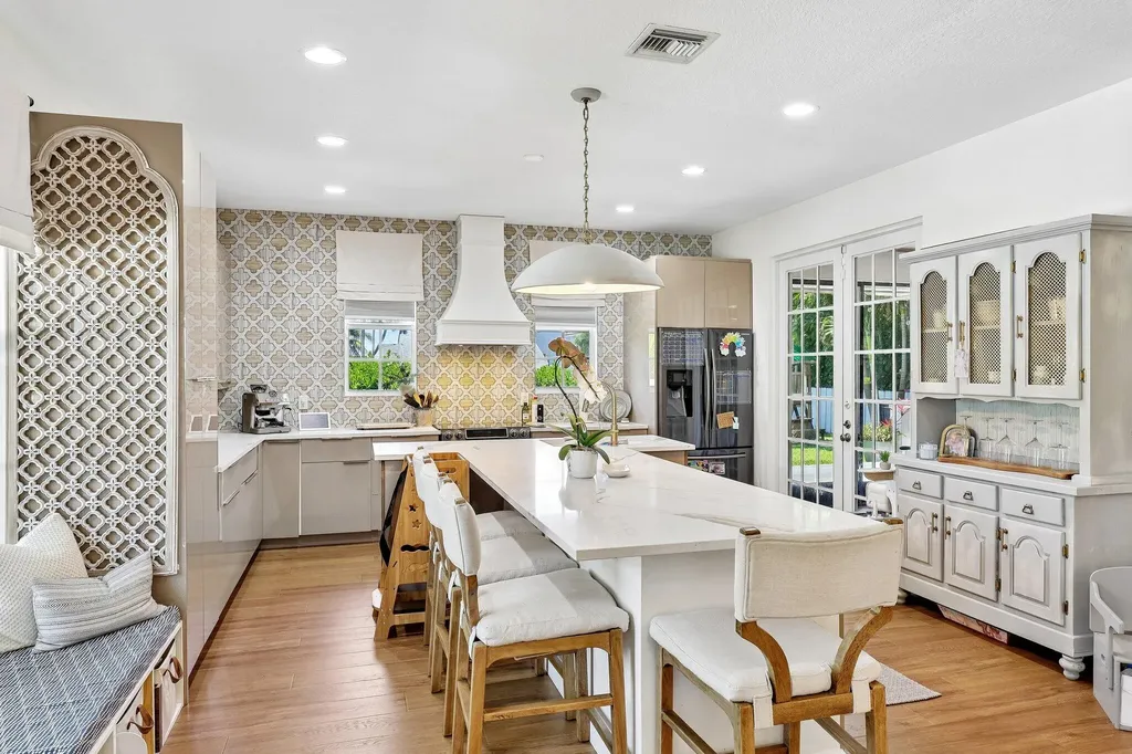 15 Wellesley Drive Lake Worth Beach FL 33460