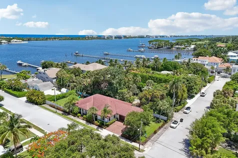 15 Wellesley Drive Lake Worth Beach FL 33460