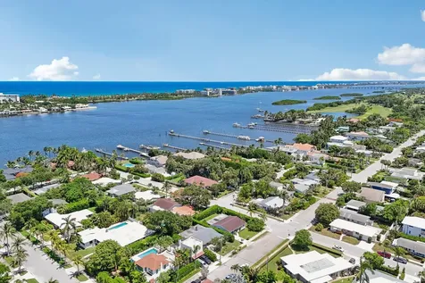 15 Wellesley Drive Lake Worth Beach FL 33460