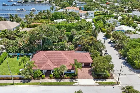 15 Wellesley Drive Lake Worth Beach FL 33460
