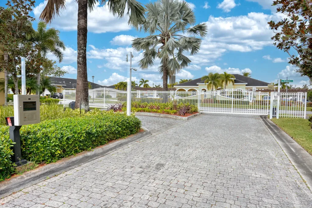 6108 NW Denmore Lane Port St Lucie FL 34983