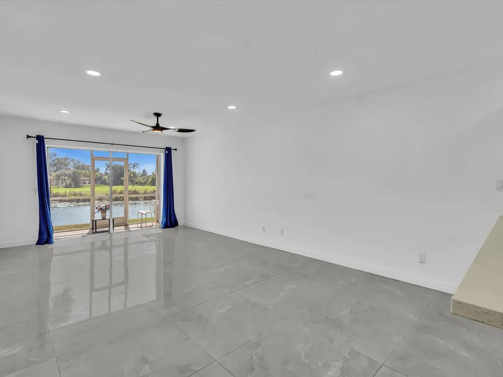 2451 SW 82nd Avenue Davie FL 33324