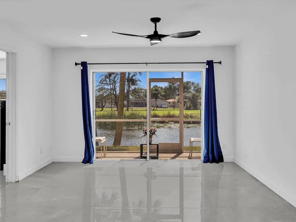 2451 SW 82nd Avenue Davie FL 33324