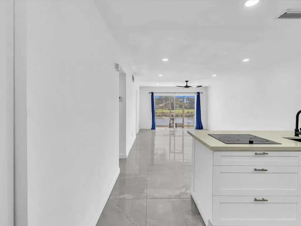 2451 SW 82nd Avenue Davie FL 33324