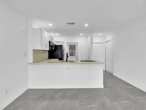 2451 SW 82nd Avenue Davie FL 33324