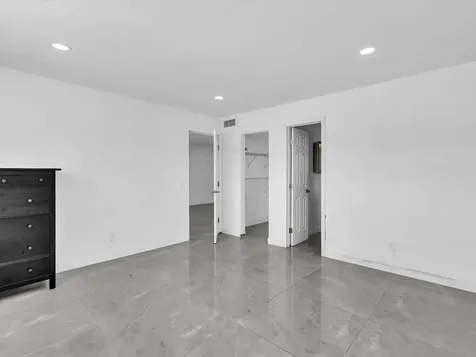 2451 SW 82nd Avenue Davie FL 33324