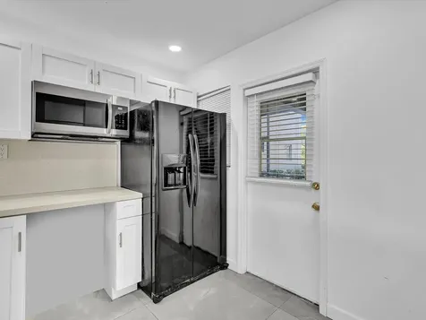 2451 SW 82nd Avenue Davie FL 33324