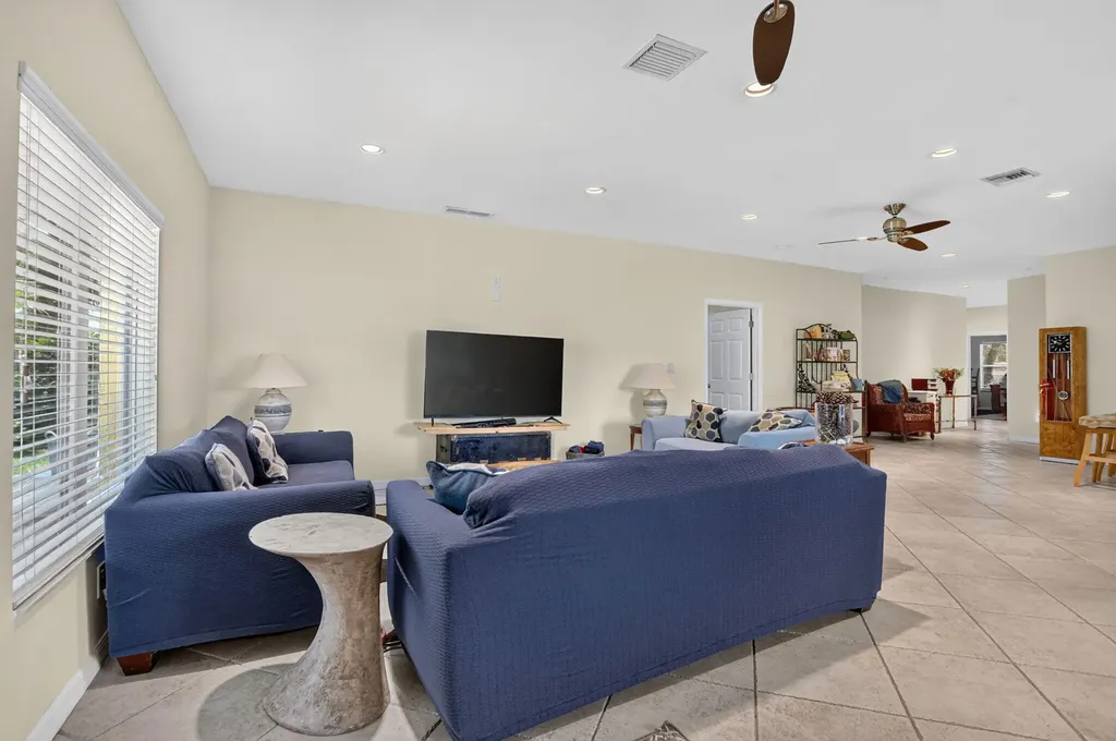 459 NE 1st Avenue Deerfield Beach FL 33441