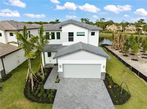 22812 Caciano Road Boca Raton FL 33433