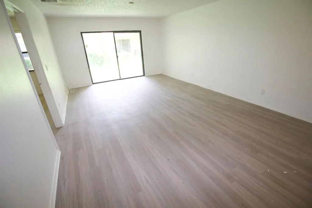 3820 Harwood Street West Palm Beach FL 33403