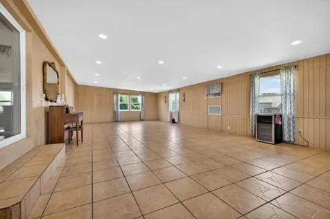 410 SE 4th Avenue South Bay FL 33493