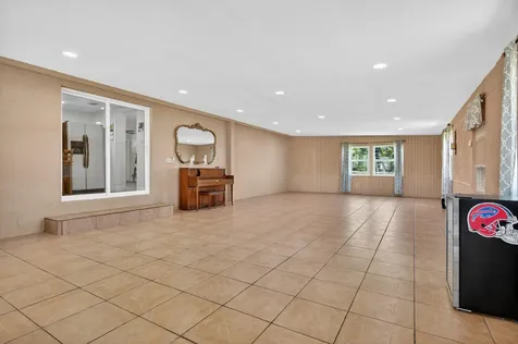 410 SE 4th Avenue South Bay FL 33493