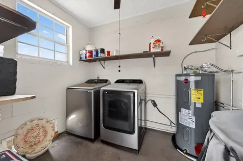 410 SE 4th Avenue South Bay FL 33493