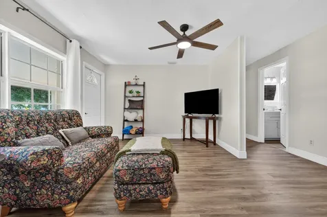 410 SE 4th Avenue South Bay FL 33493
