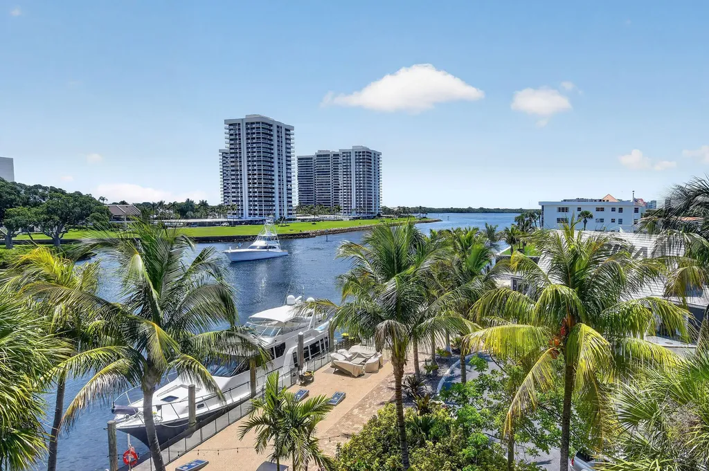 1036 Us Highway 1 North Palm Beach FL 33408